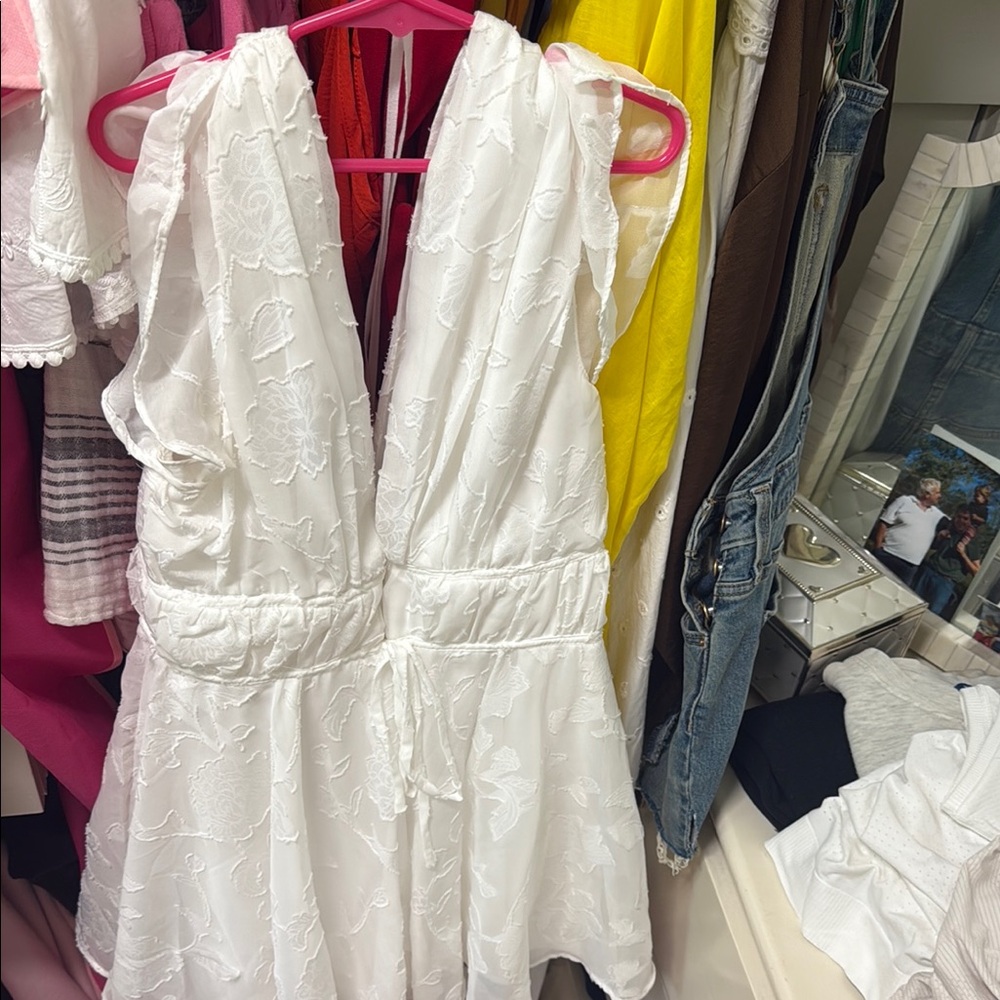Lulu's White Floral Dress